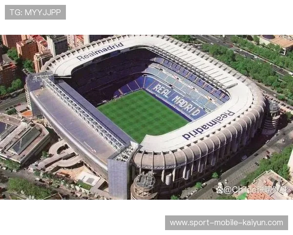 伯纳乌星光闪耀皇马主场迎战尤文全场致敬传奇名宿再现荣耀时刻 伯纳乌星光闪耀皇马主场迎战尤文全场致敬传奇名宿再现荣耀时刻