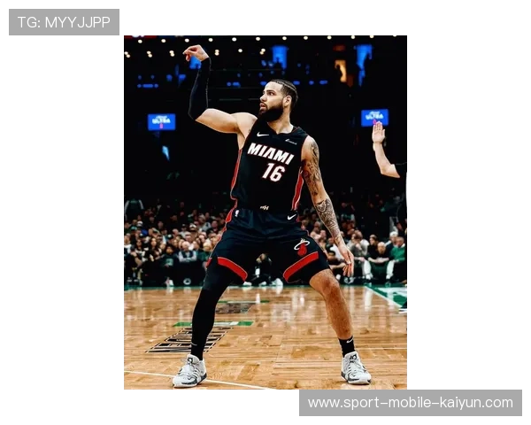 “约维奇23分热火大胜，赛后称团队会议激发表现”